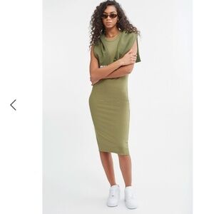 WSLY Ribbed Olive Green Midi Dress Size Large